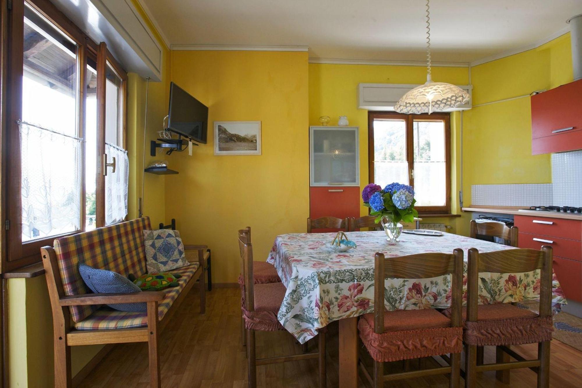 Casa Bougainville Cannobio Eksteriør billede